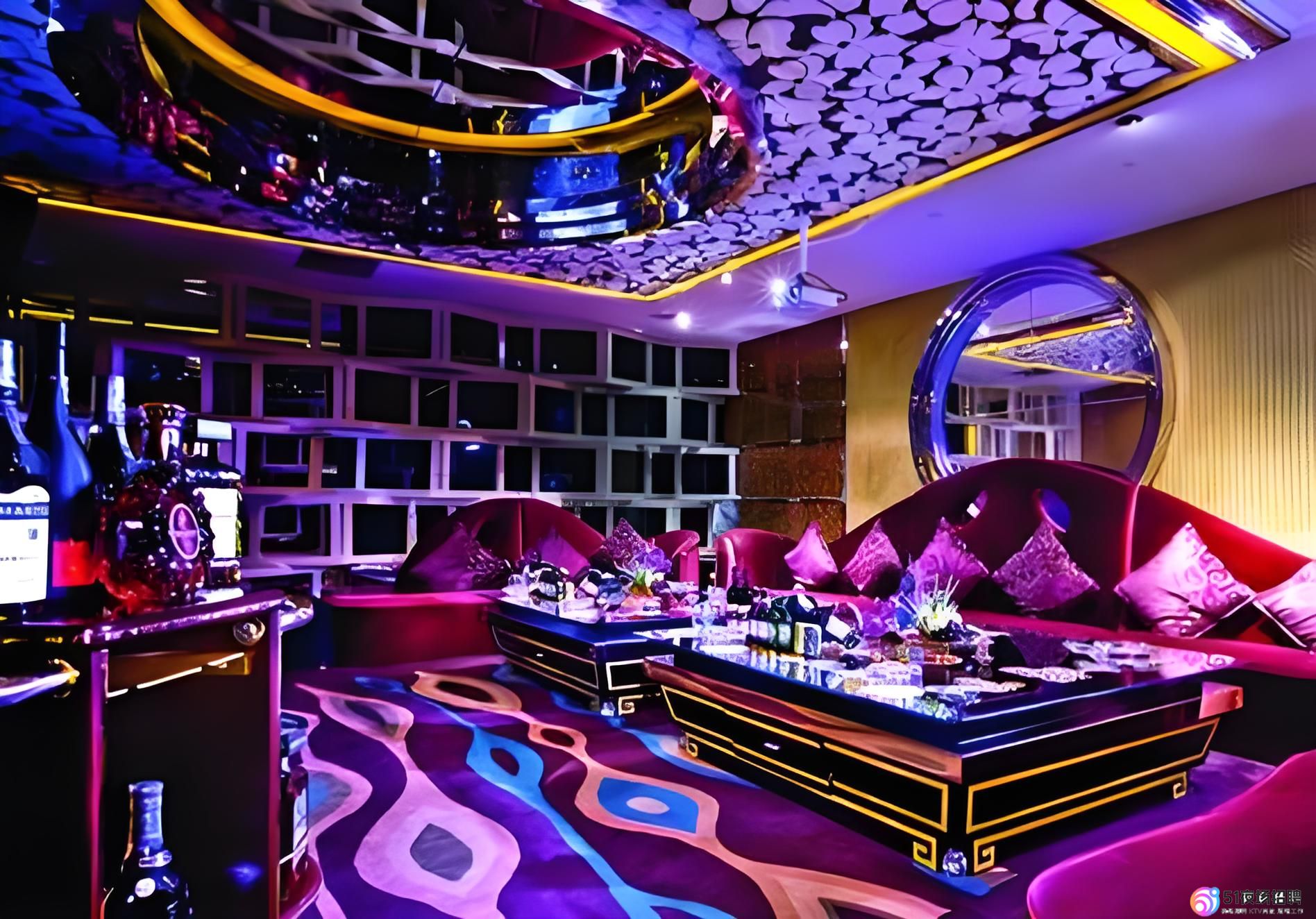 南京夜总会急聘！日结1000-1500元服务员岗位等你来：高薪日结，灵活兼职