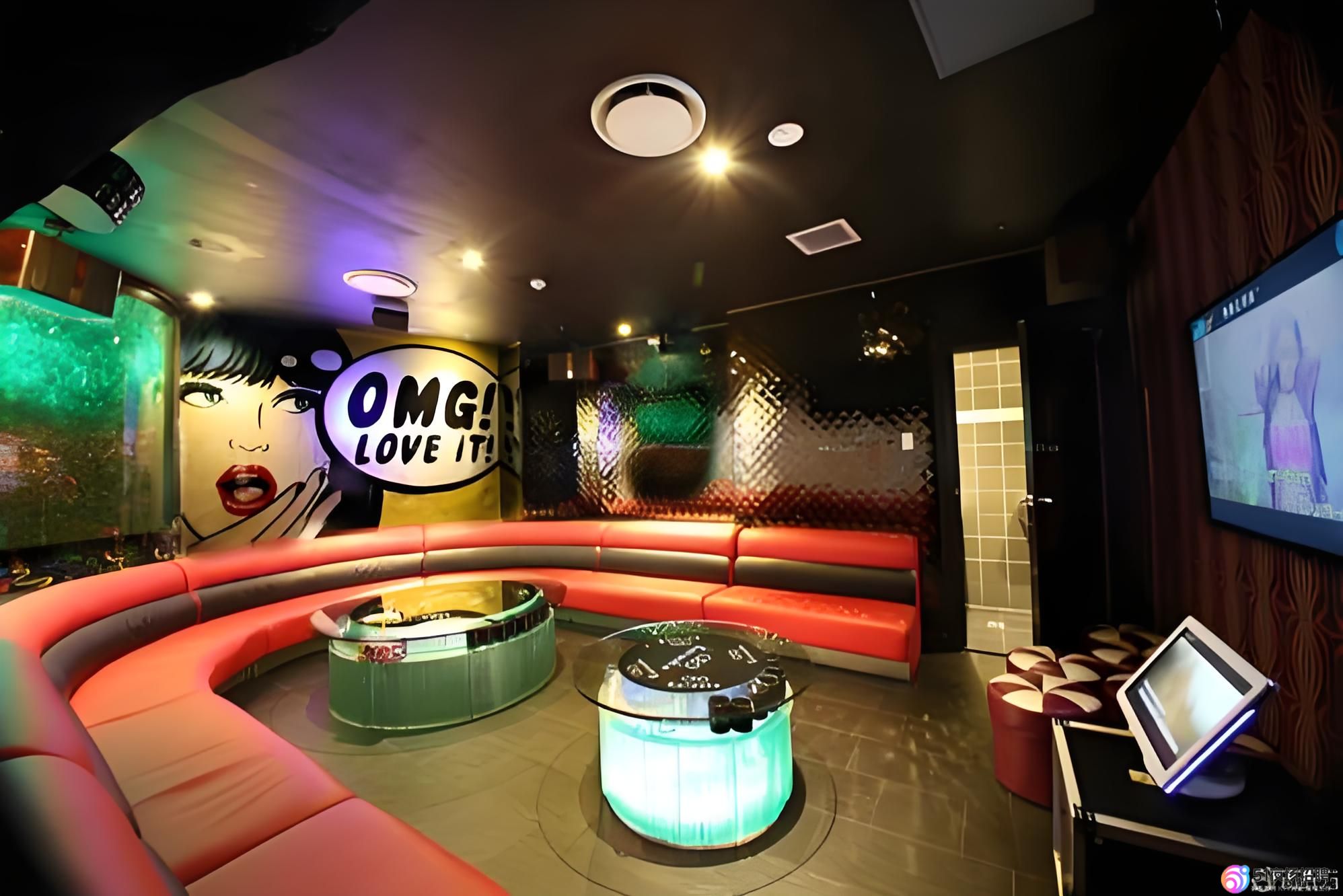 南京夜场夜总会高薪诚聘英才：服务员、DJ、领舞等岗位等你来！副标题：全面解析岗位要求与职责